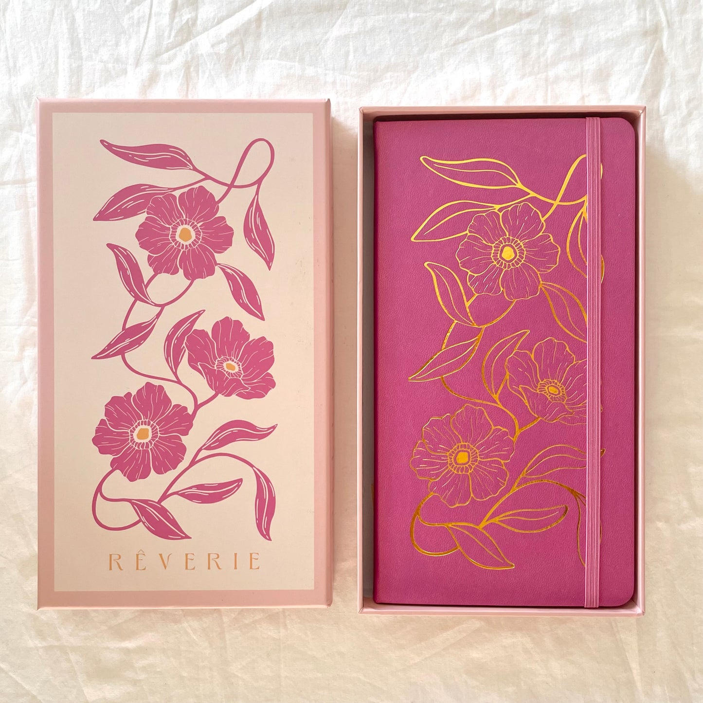 Traveler Reverie Magenta