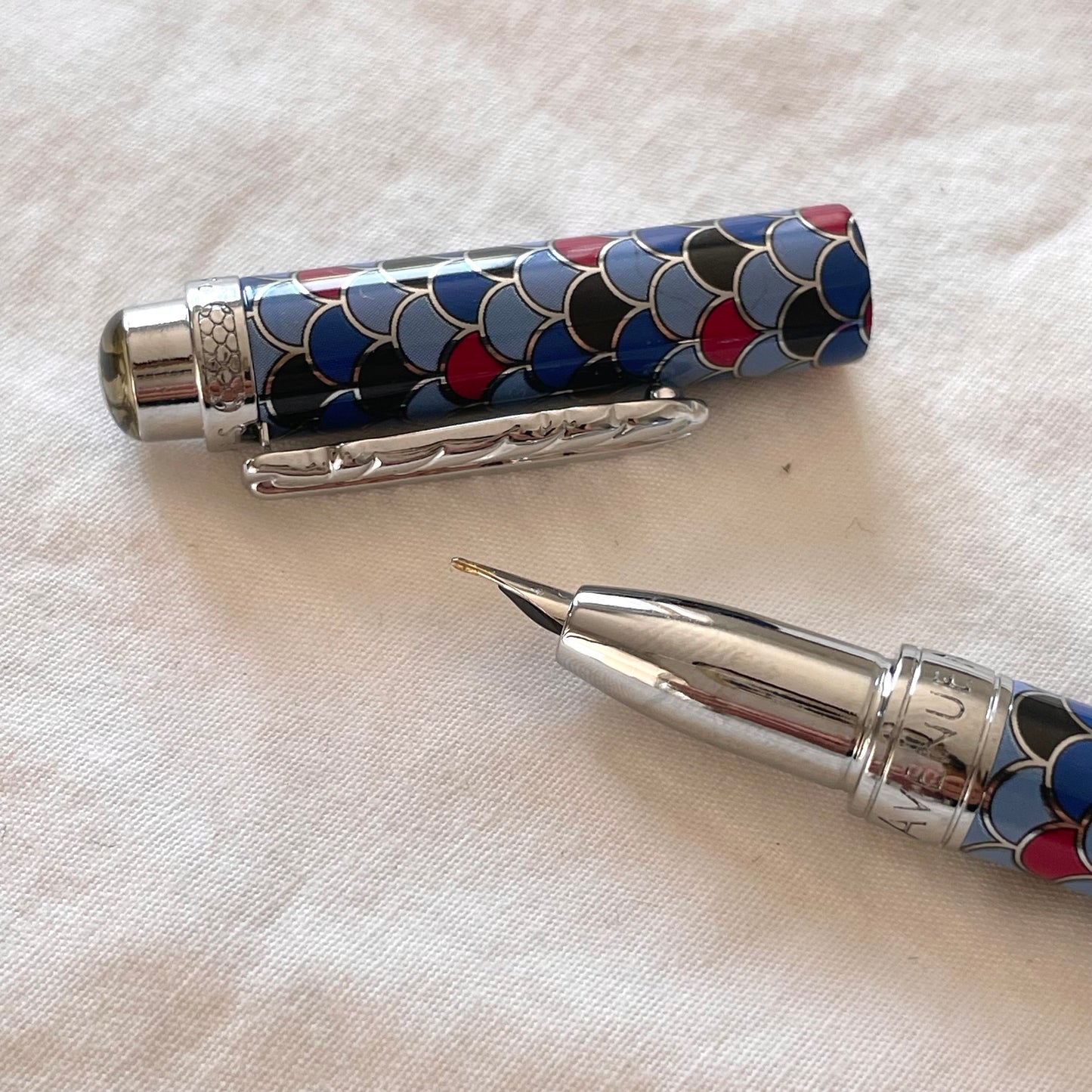 Avenue Montaigne Fountain Pen