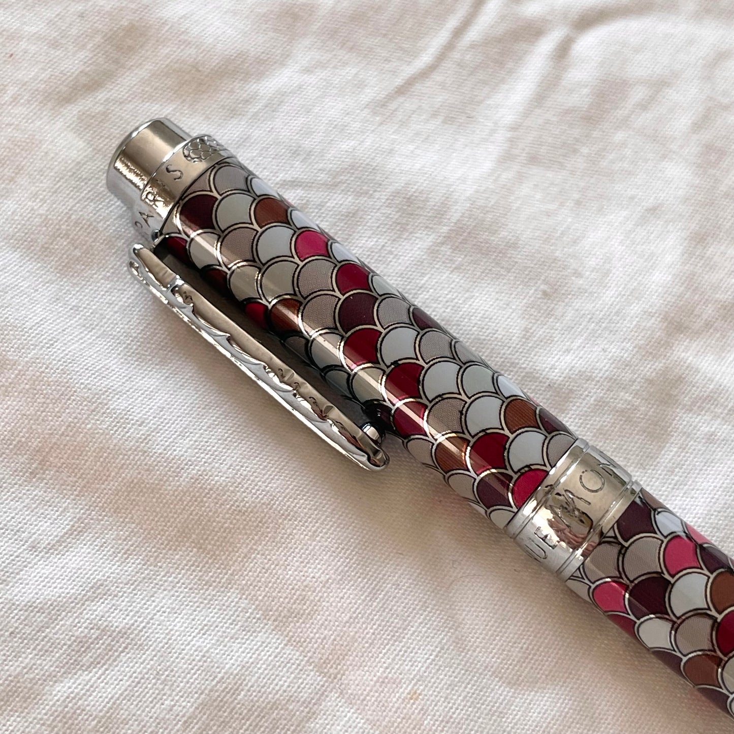 Avenue Montaigne Fountain Pen